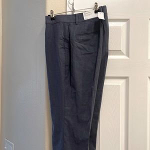 Ann Taylor Curvy, The Straight, size 12, lined.